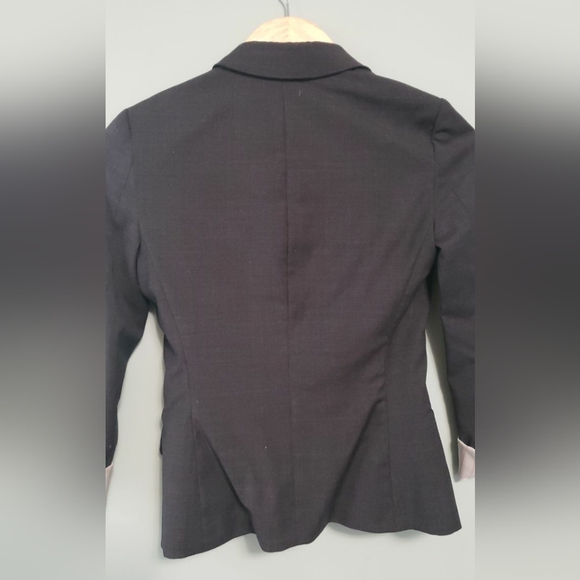 Aritzia Talula Grey Blazer - Picture 3 of 10